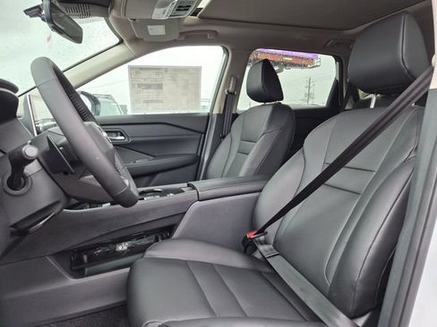 Used 2026 Nissan Rogue Dark Armor FWD image 16
