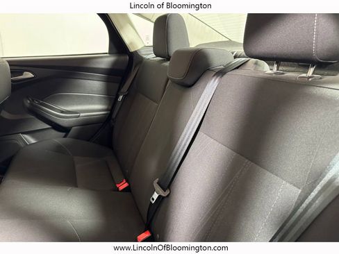 Used 2018 Ford Focus SE w/ Cold Weather Package image 50