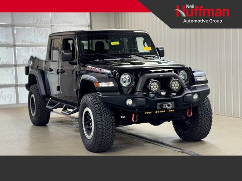Used 2023 Jeep Gladiator Rubicon w/ Cold Weather Group AWD/4WD image 1