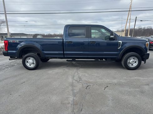 Used 2019 Ford F250 XL w/ Power Equipment Group image 2