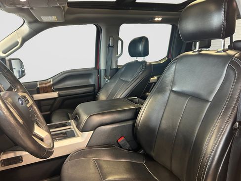 Certified 2019 Ford F150 Lariat w/ Equipment Group 502A Luxury AWD/4WD image 12