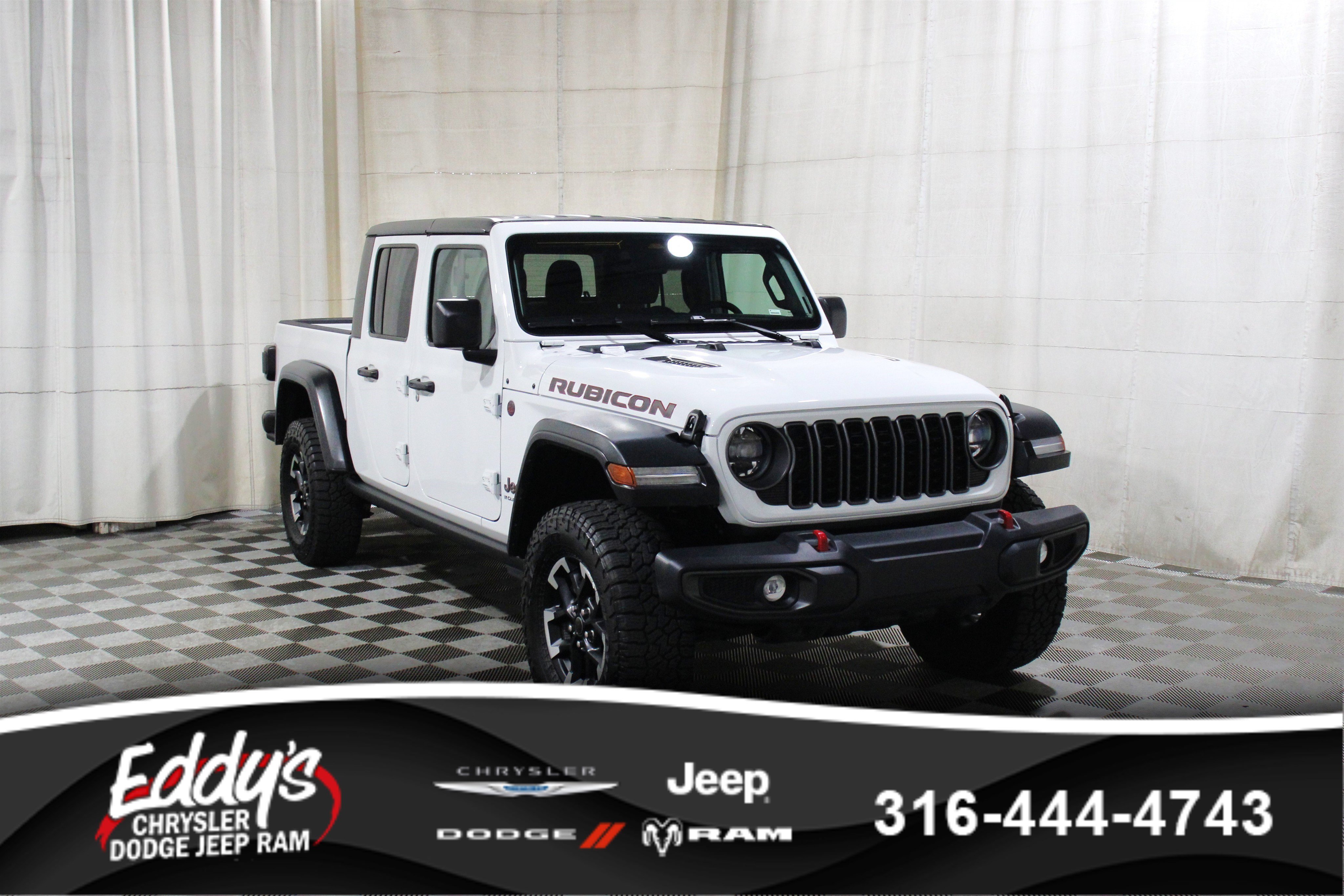 Used 2026 Jeep Gladiator Rubicon w/ Steel Power Dome Hood Package AWD/4WD image 1