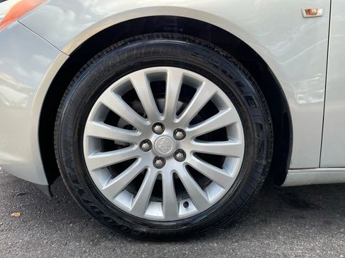 Used 2011 Buick Regal CXL image 14