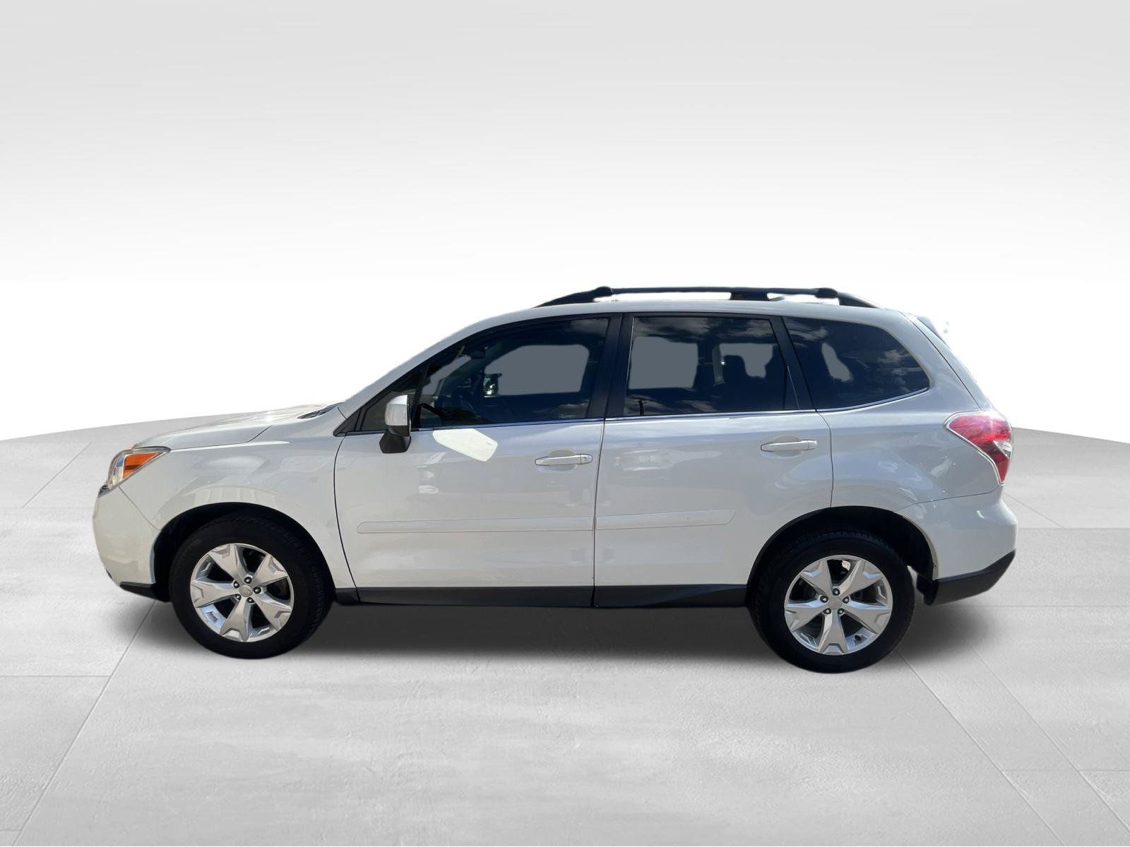 Used 2016 Subaru Forester 2.5i Limited AWD/4WD image 8
