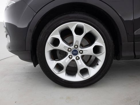 Used 2014 Ford Escape Titanium w/ Equipment Group 401A FWD image 17
