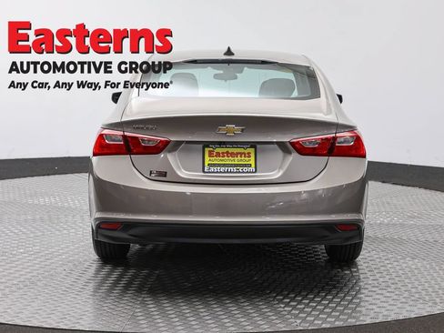 Used 2024 Chevrolet Malibu LS FWD image 6