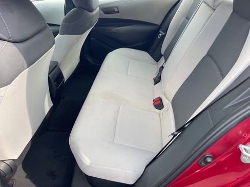 Used 2022 Toyota Corolla LE image 12