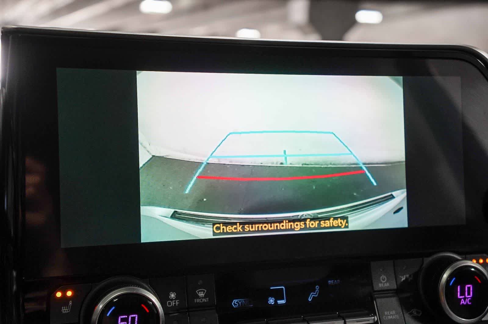 Used 2023 Toyota Highlander Bronze Edition FWD image 22