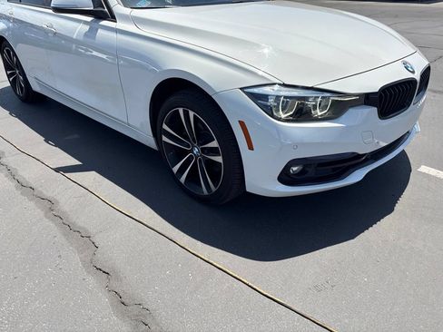 Used 2018 BMW 330i Sedan RWD image 3