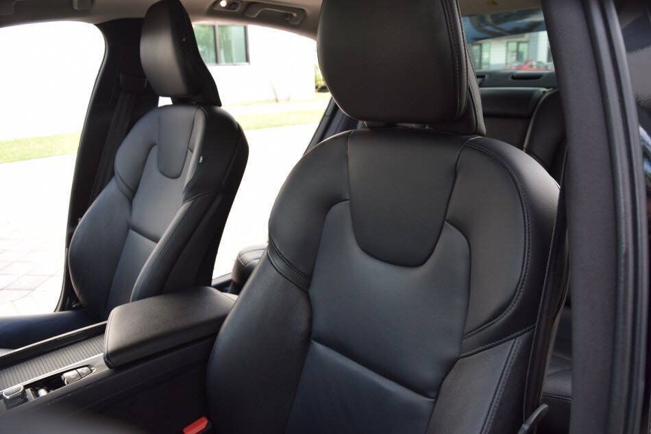 Used 2019 Volvo S60 T5 Momentum w/ Premium Package FWD image 40
