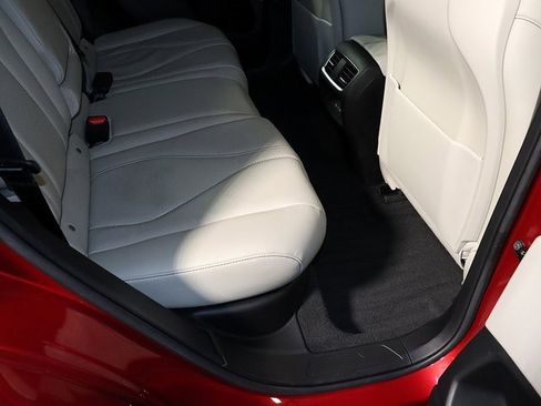 Certified 2025 Acura RDX w/ Technology Package image 30