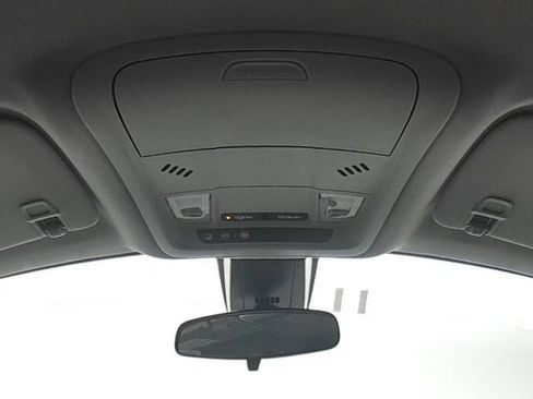 Used 2025 Chevrolet Blazer LT FWD image 23