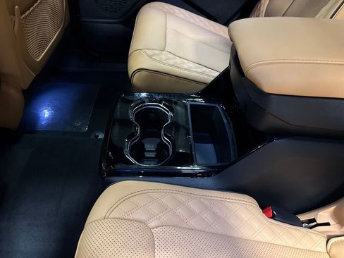 New 2025 Jeep Grand Cherokee L Summit image 32