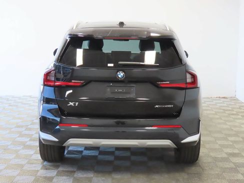 Used 2024 BMW X1 xDrive28i AWD/4WD image 4