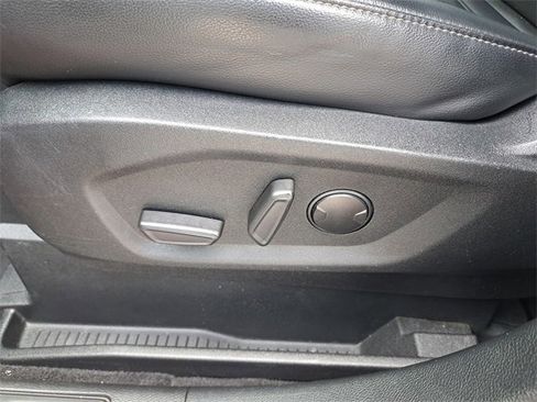 Used 2021 Ford Edge SEL image 22