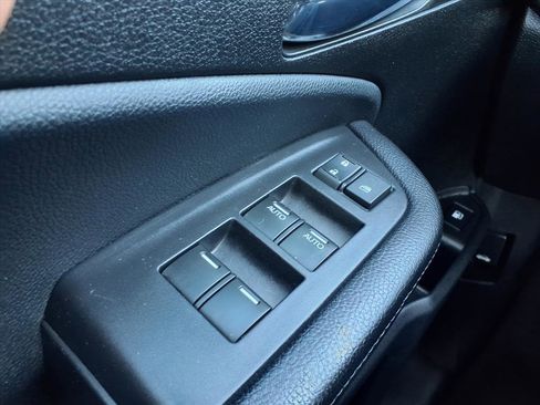 Certified 2017 Honda Pilot EX image 9