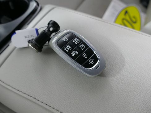 Used 2024 Hyundai Tucson Limited AWD/4WD image 23