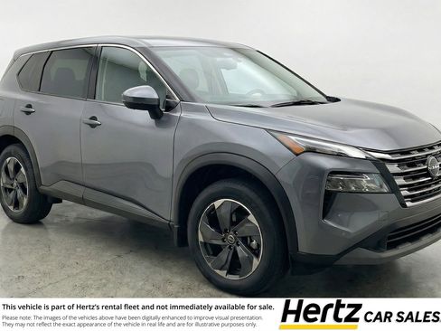 Used 2025 Nissan Rogue SV AWD/4WD image 1