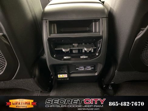 New 2026 Jeep Grand Cherokee Laredo X image 27