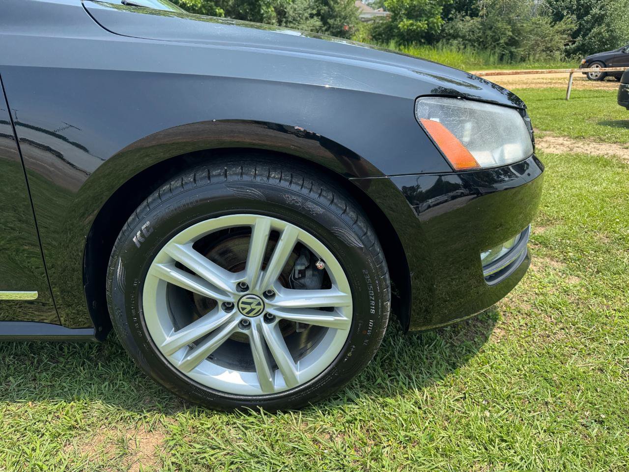 Used 2013 Volkswagen Passat TDI SE FWD image 7