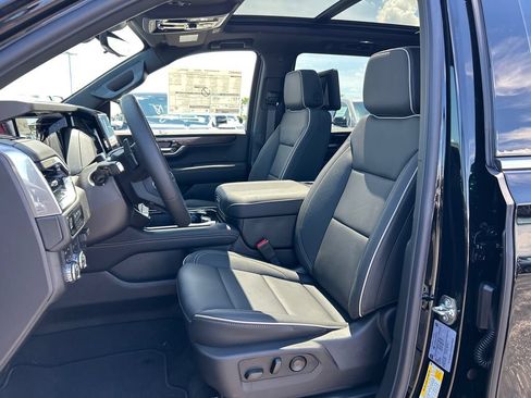 New 2026 GMC Yukon Elevation w/ Elevation Premium Package AWD/4WD image 18