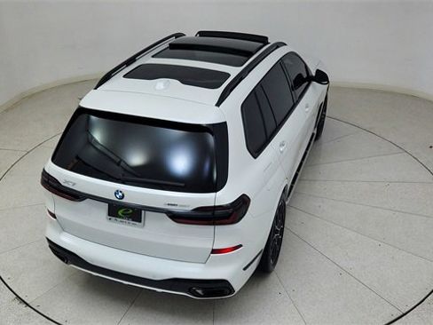 Used 2025 BMW X7 xDrive40i w/ M Sport Package image 85