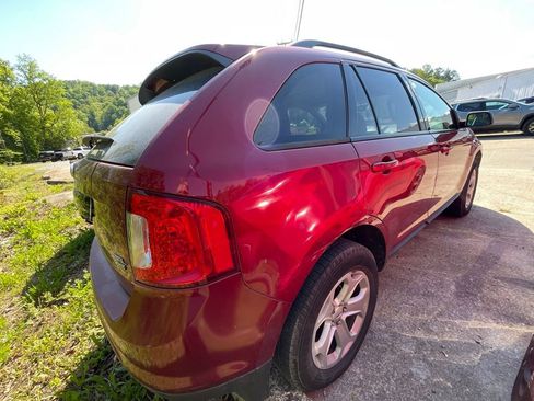 Used 2017 Ford Escape SE AWD/4WD image 4
