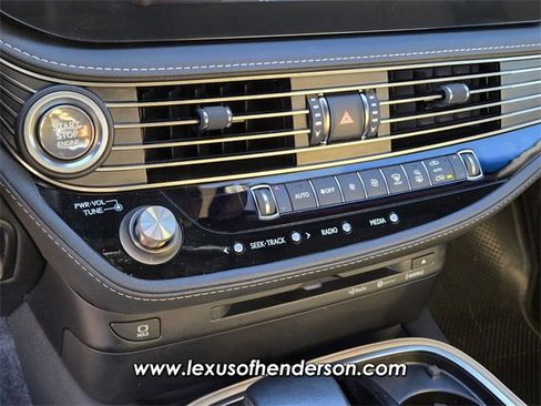 Certified 2021 Lexus LS 500 w/ Accessory Package (Z1) image 25