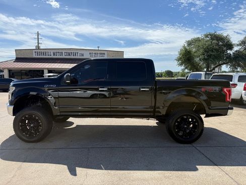 Used 2016 Ford F150 XLT w/ Equipment Group 301A Mid AWD/4WD image 4