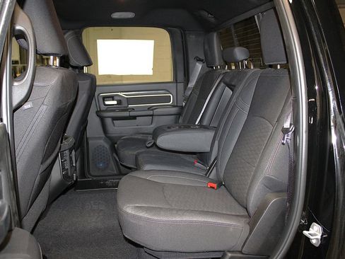 New 2026 RAM 2500 Big Horn AWD/4WD image 29