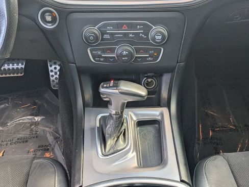 Used 2019 Dodge Charger Scat Pack w/ Dynamics Package image 6