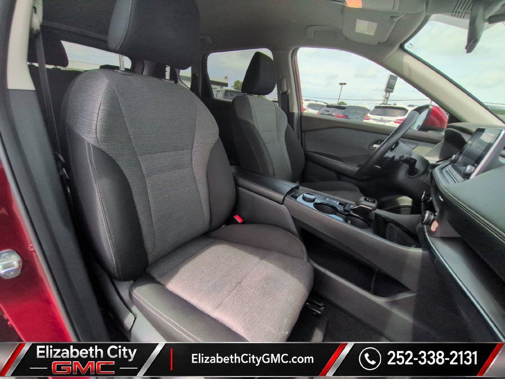 Used 2023 Nissan Rogue SV AWD/4WD image 20