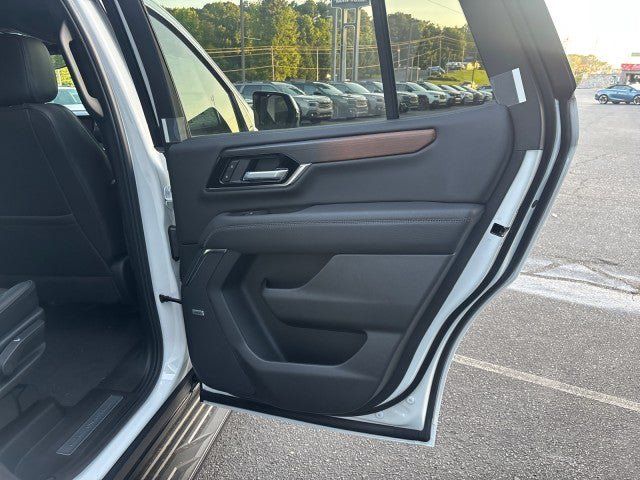 New 2026 GMC Yukon Denali AWD/4WD image 38
