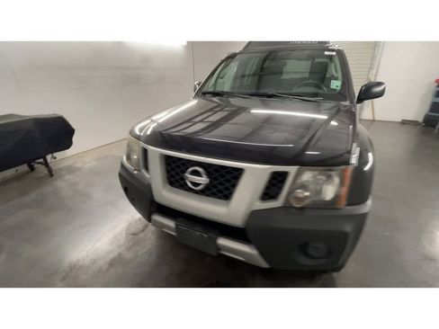 Used 2012 Nissan Xterra S image 4