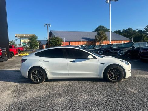 Used 2021 Tesla Model 3 Long Range AWD/4WD image 2