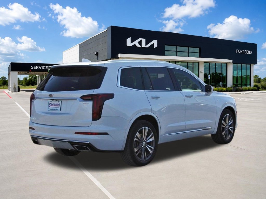 Used 2021 Cadillac XT6 Premium Luxury w/ Platinum Package FWD image 5