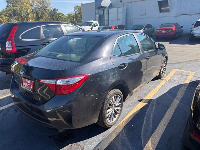 Used 2015 Toyota Corolla LE FWD image 2