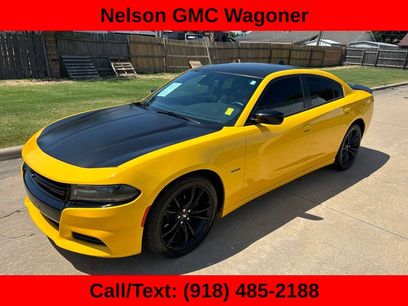 Used 2017 Dodge Charger R/T w/ Plus Group
