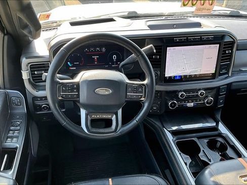 Used 2024 Ford F250 Platinum AWD/4WD image 5