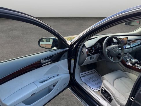 Used 2012 Audi A8 L 4.2 image 8