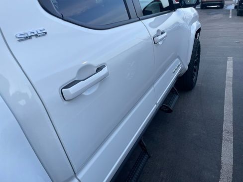 New 2026 Toyota Tacoma SR5 image 15