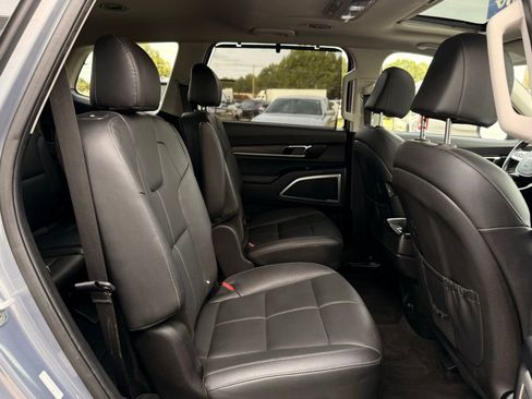 Used 2022 Kia Telluride EX w/ EX Premium Package FWD image 22