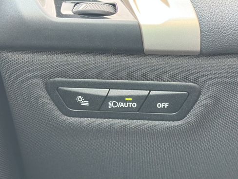 New 2026 BMW iX xDrive45 image 22