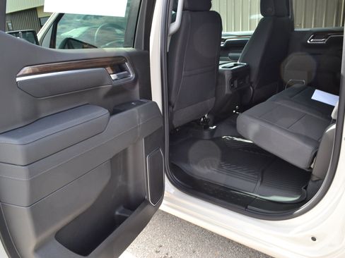 New 2026 Chevrolet Silverado 1500 RST AWD/4WD image 10
