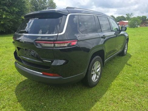 Used 2022 Jeep Grand Cherokee L Laredo w/ Luxury Tech Group I RWD image 9