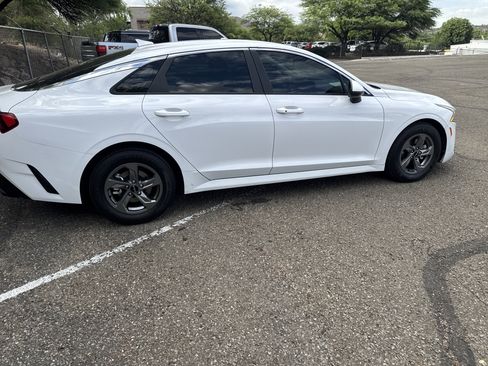 Used 2023 Kia K5 LXS FWD image 9