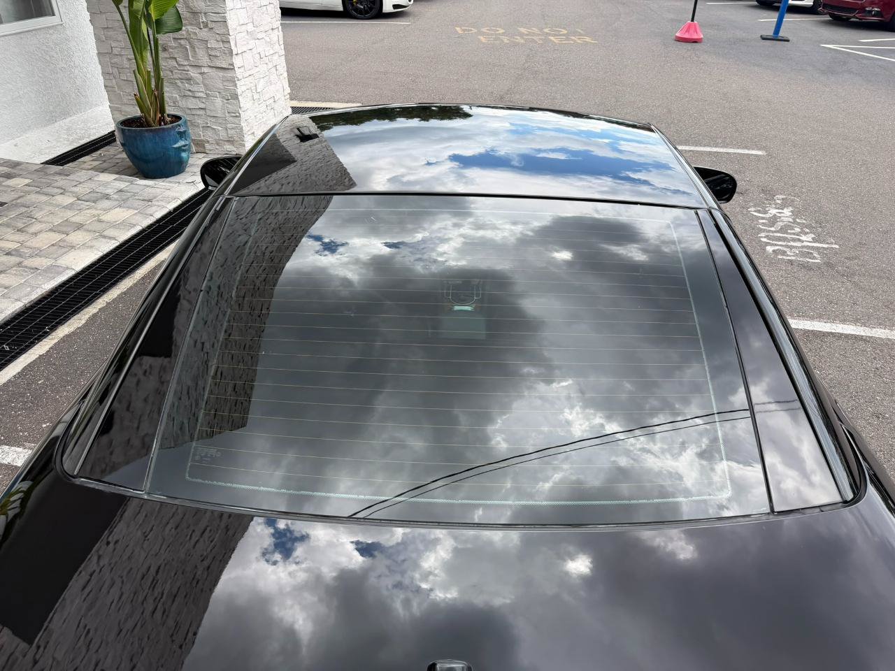 Used 2011 Mercedes-Benz SL 550 image 25