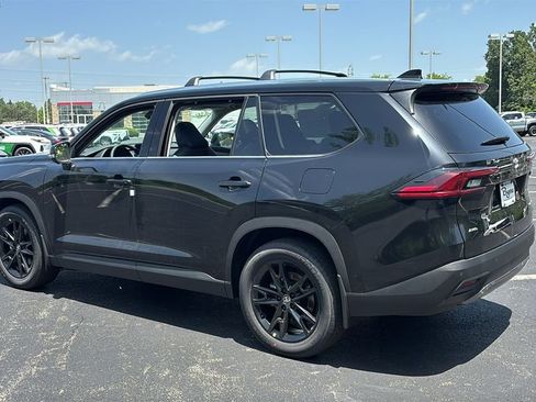 New 2026 Toyota Grand Highlander AWD image 6