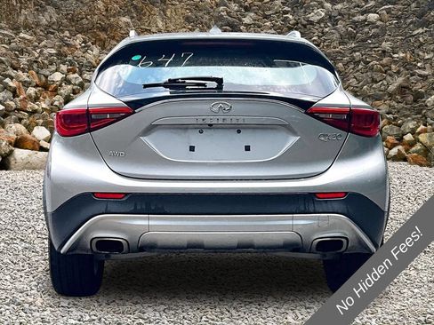 Used 2018 INFINITI QX30 AWD image 4