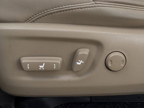 Used 2022 Toyota 4Runner SR5 Premium w/ Moonroof Package image 28